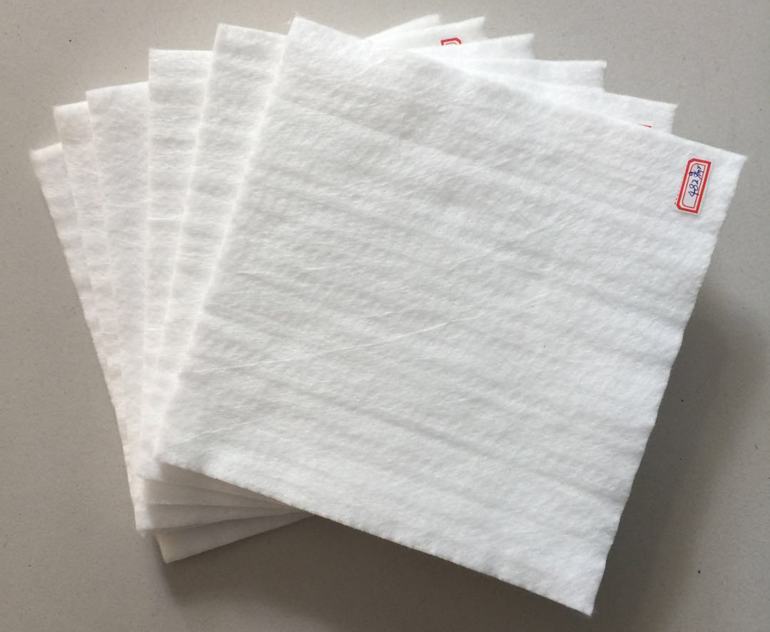 邊坡養(yǎng)護(hù)土工布